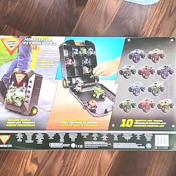 Monster Jam Pit Party & Go New In Box With 10 Trucks And Carrying Case On Wheels - Picture 11 of 12